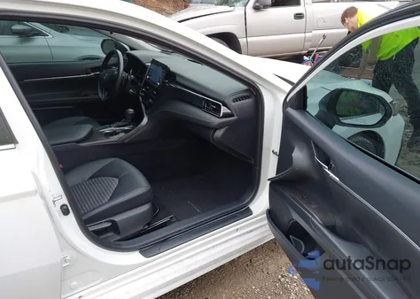 2022 Toyota Camry Se z USA, uszkodzony, nr VIN 4T1G11AK0NU701232